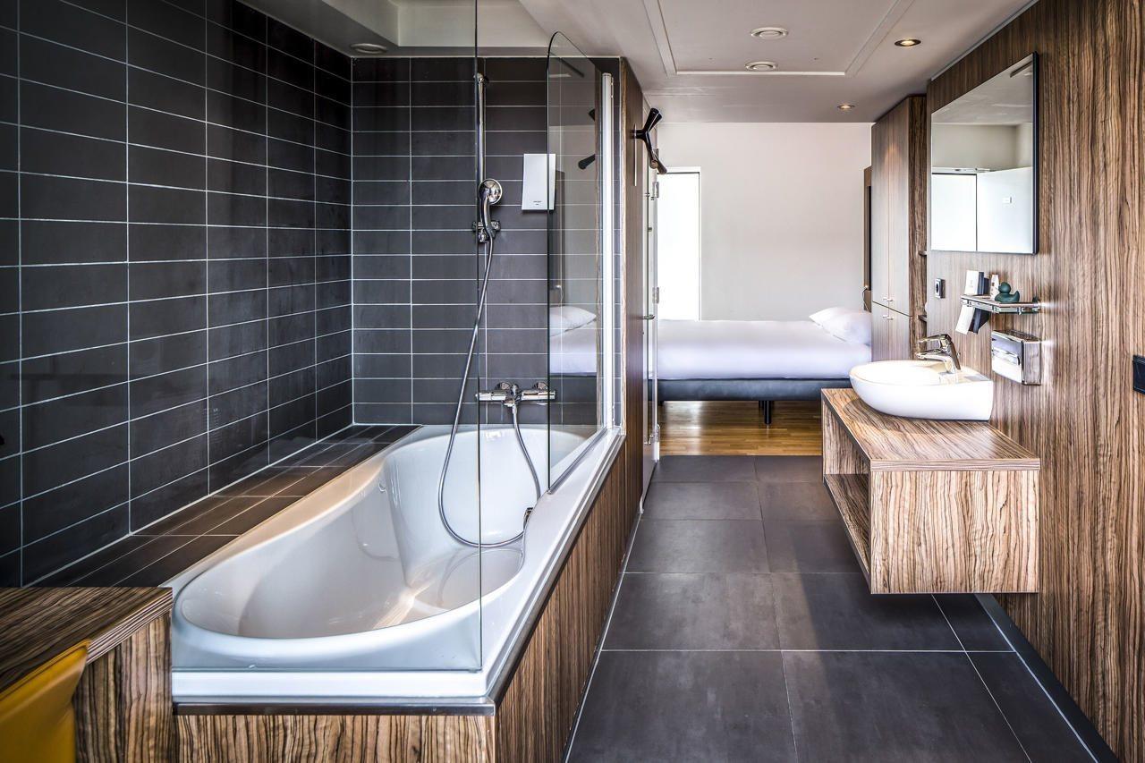 Leonardo Boutique Hotel Maastricht City Center Former Designhotel Экстерьер фото