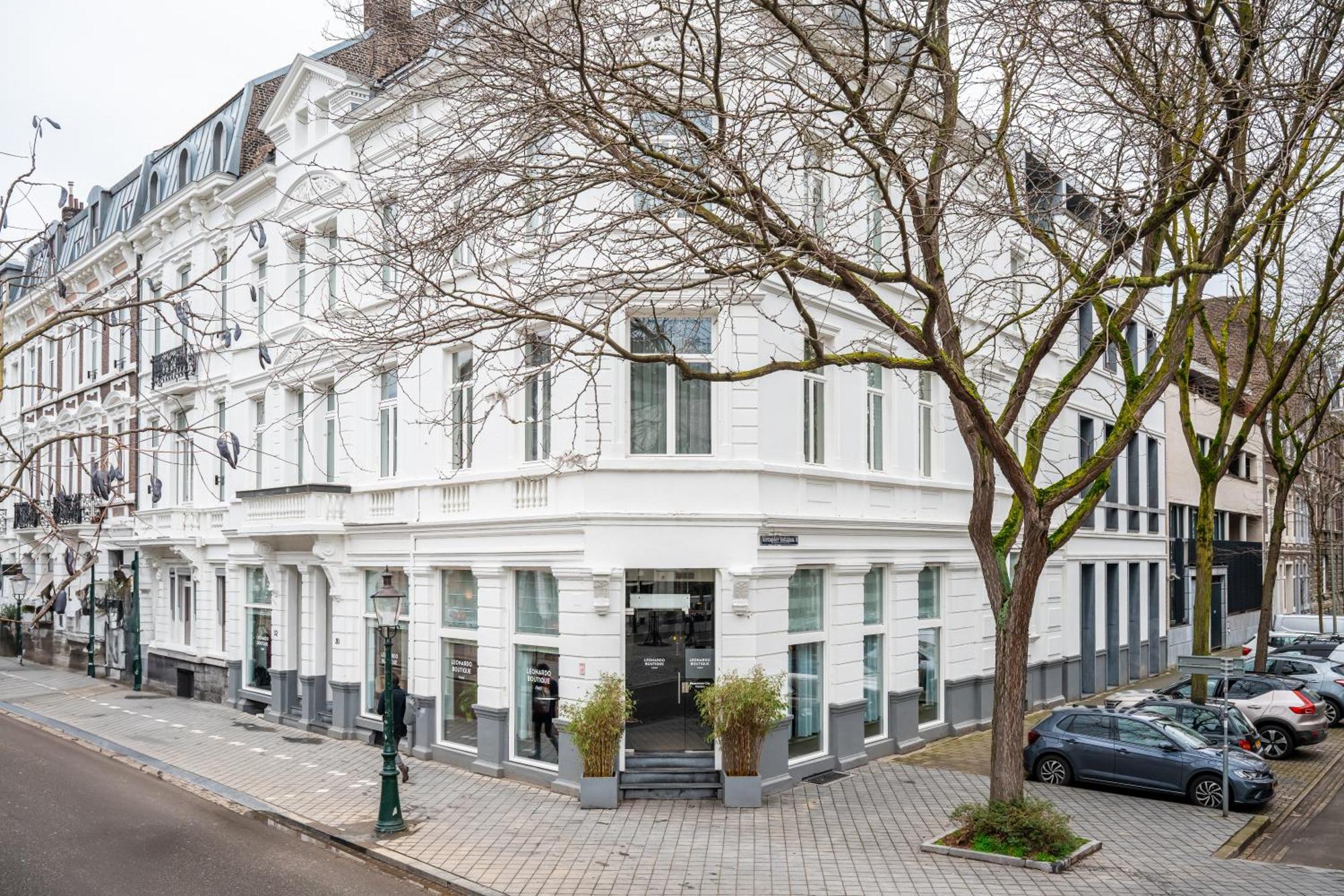 Leonardo Boutique Hotel Maastricht City Center Former Designhotel Экстерьер фото